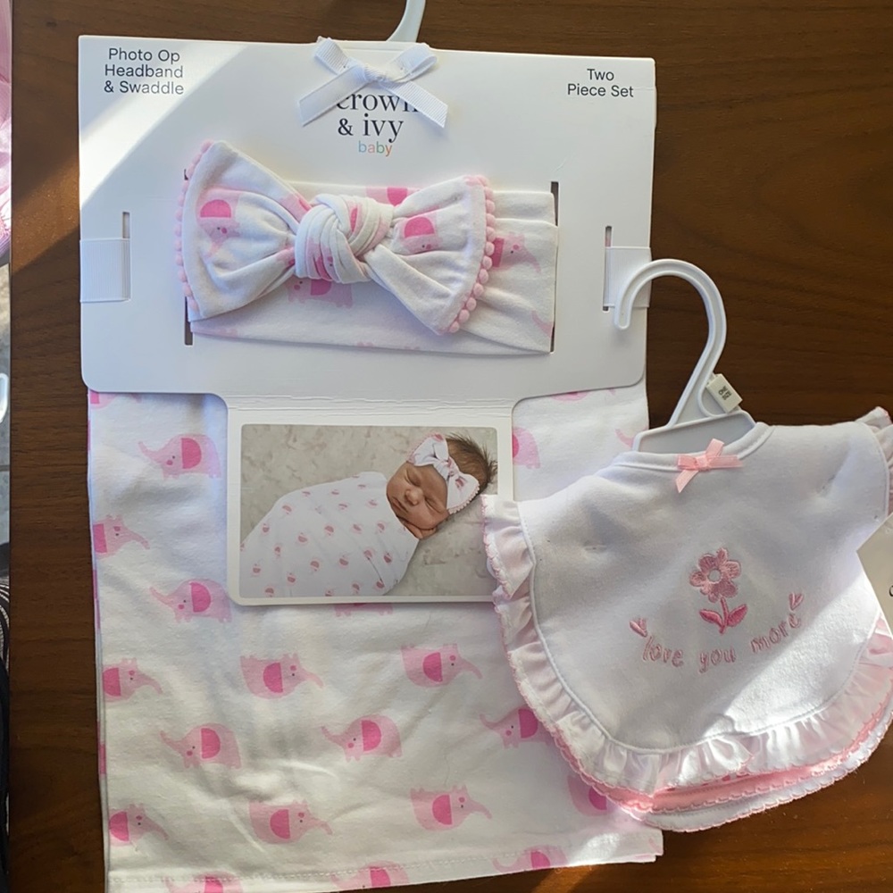 💖 NWT BUNDLE Baby Girl Pink Photo Op Elephants Swaddle and Headband + Bibs